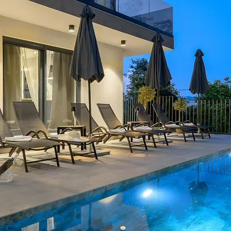 Villa Ollea By Istrialux Sumber